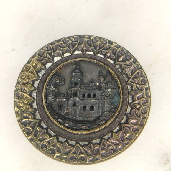Button Antique Vintage Victorian Castle Design Picture Ornate Border The Chateau - Picture 1 of 8